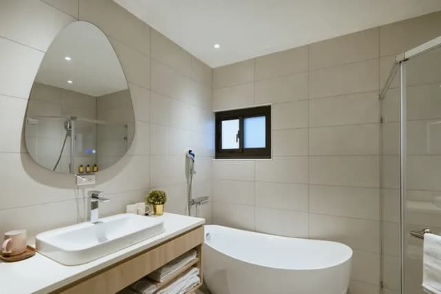 Mr.Petter-Deluxe Triple Room-5