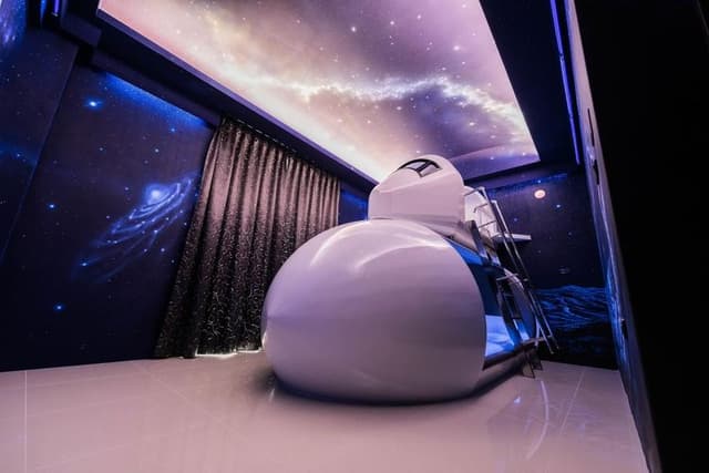 Hi Kids B&B-Mountain View Triple Room with Bathtub-Space Shuttle-8