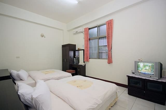 日月潭金湶平價民宿｜近伊達邵碼頭-四人套房|不挑房-4