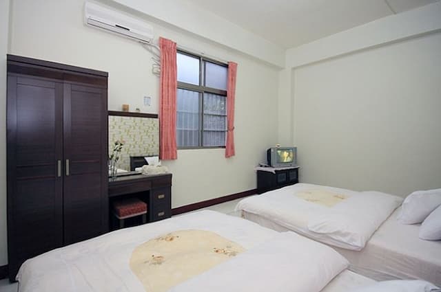 日月潭金湶平價民宿｜近伊達邵碼頭-四人套房|不挑房-5