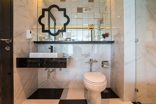 메라 마레 호텔 (Mera Mare Pattaya)-디럭스 씨뷰 트윈베드 (조식포함 객실)-8