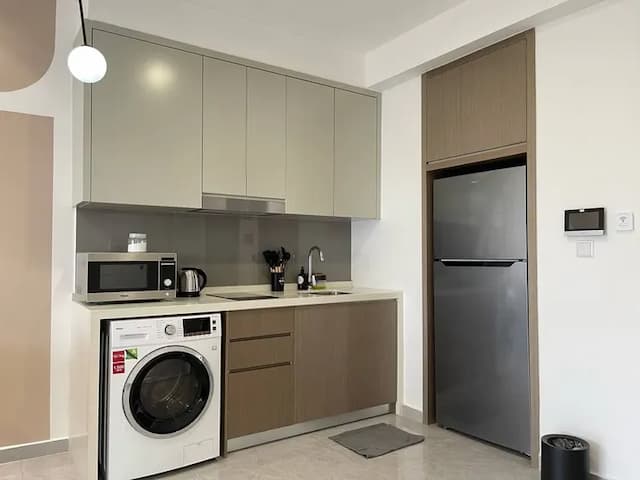 Agile Residence TRX by Isabella-Simple Queen Room-4