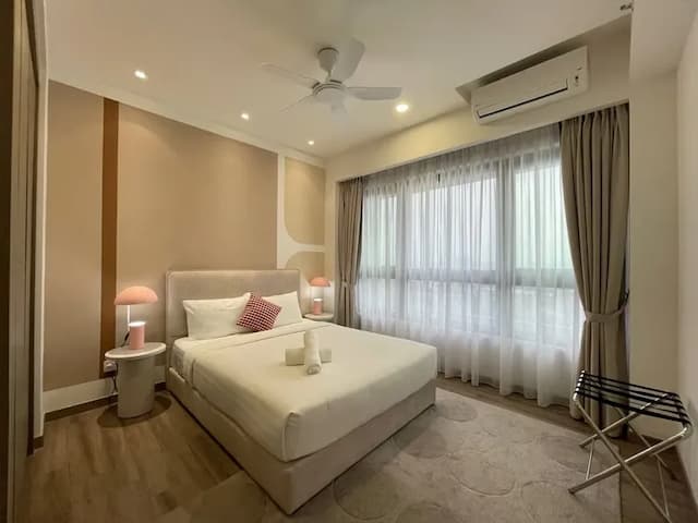 Agile Residence TRX by Isabella-Simple Queen Room-10