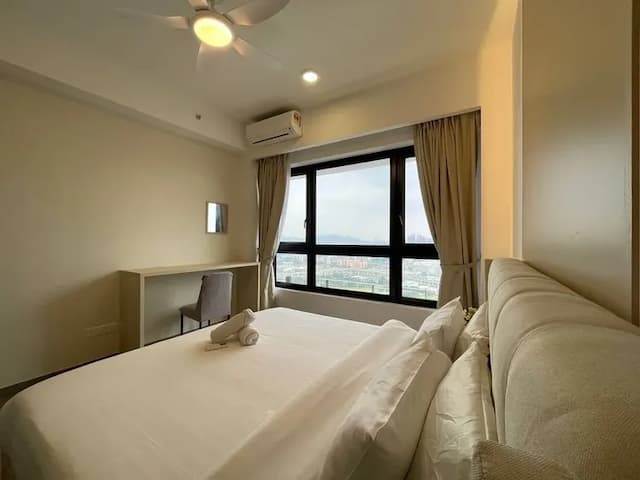 Agile Residence TRX by Isabella-Executive King Room-10