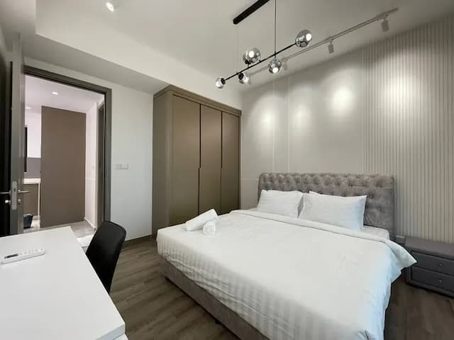 Agile Residence TRX by Isabella-Deluxe Family Room-3