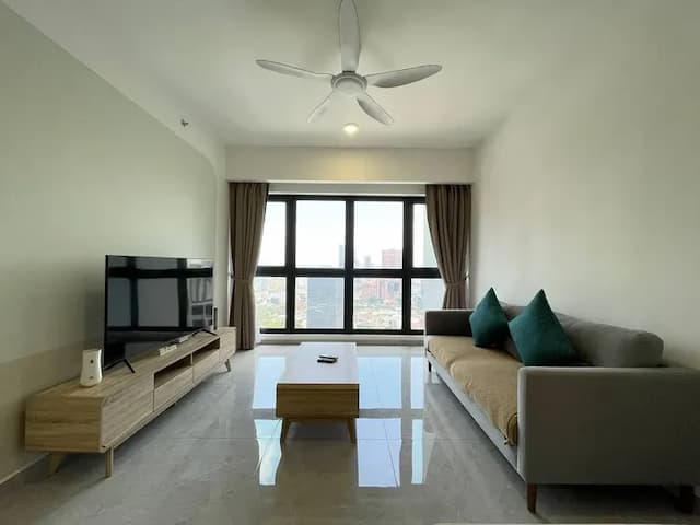 Agile Residence TRX by Isabella-Family Suite - Non-Smoking-1