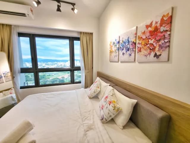 Agile Residence TRX by Isabella-Deluxe King and Queen Room-7