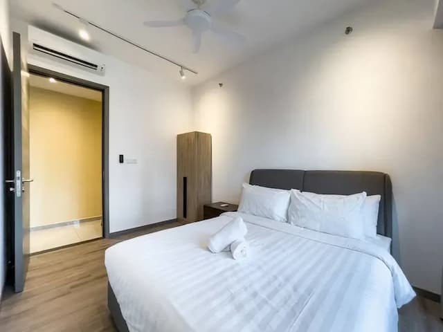 Agile Residence TRX by Isabella-Cozy 2-bedroom With 1 Living Room-4