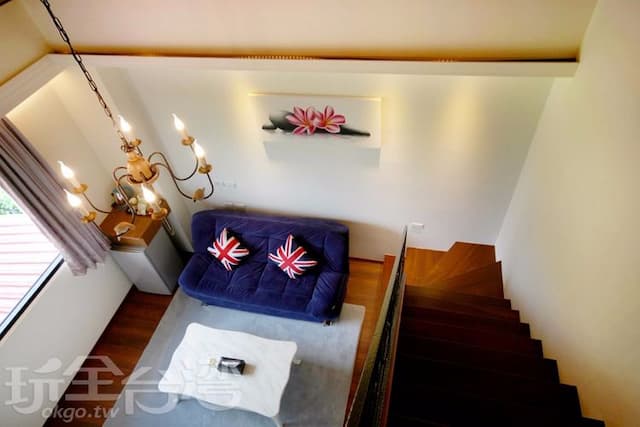 可倫巴民宿-鳥語花香-1