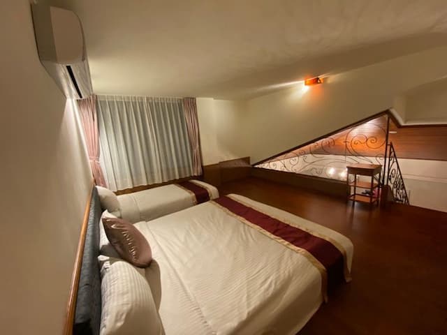 可倫巴民宿-鳥語花香-6