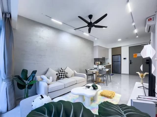 Agile Residence TRX by Isabella-Cozy 2 bedrooms and 1 toilet-1