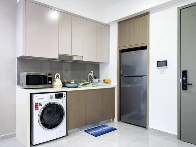 Agile Residence TRX by Isabella-Cozy 2 bedrooms and 1 toilet-2