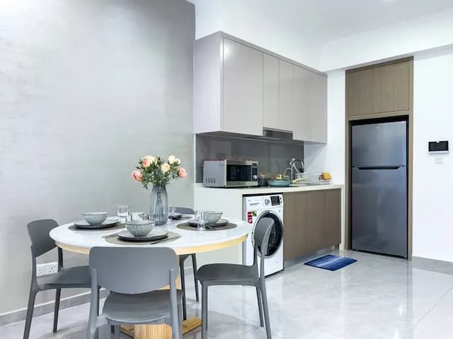 Agile Residence TRX by Isabella-Cozy 2 bedrooms and 1 toilet-5