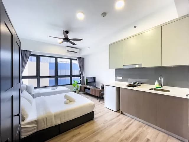 Agile Residence TRX by Isabella-Studio 1 Queen and 1 single bed-4