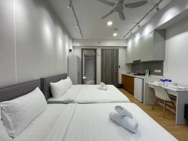 Agile Residence TRX by Isabella-Cozy Queen Room-4