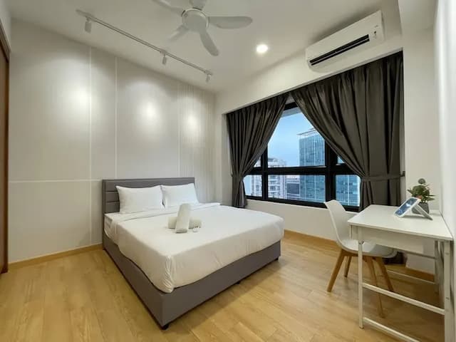 Agile Residence TRX by Isabella-Business Queen Room-4