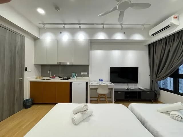 Agile Residence TRX by Isabella-Basic Queen Room-3