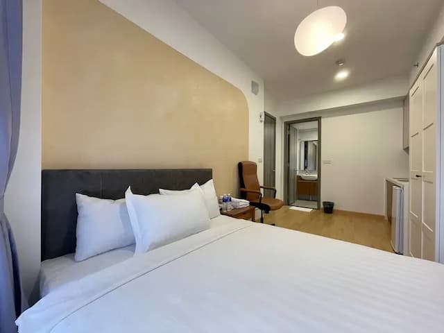 Agile Residence TRX by Isabella-Boutique Queen Room-4