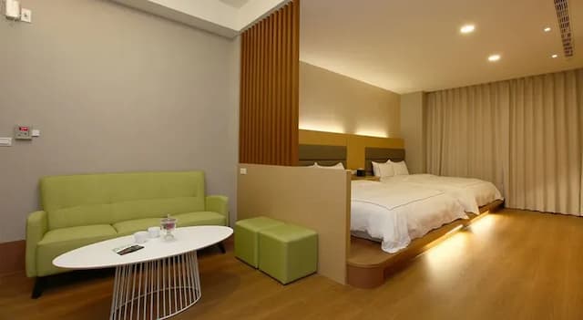 山水聽風-豪華家庭房-4