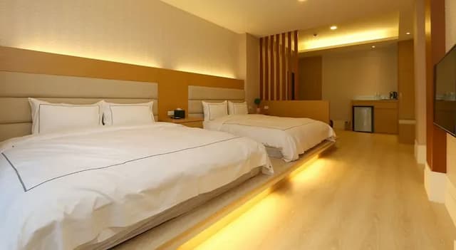 山水聽風-豪華家庭房-11