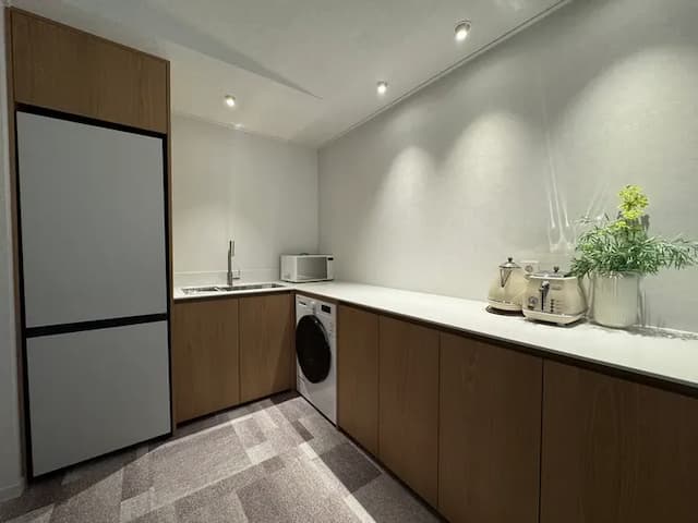 Minsu new home-Oasis 延南 #31 (Arex 弘益大學站步行 5 分鐘)-14