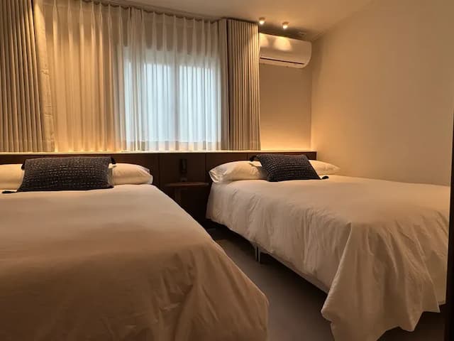 Minsu new home-Oasis Yeonnam #41 (5 minutes on foot from Arex and Hongik University Station)-1