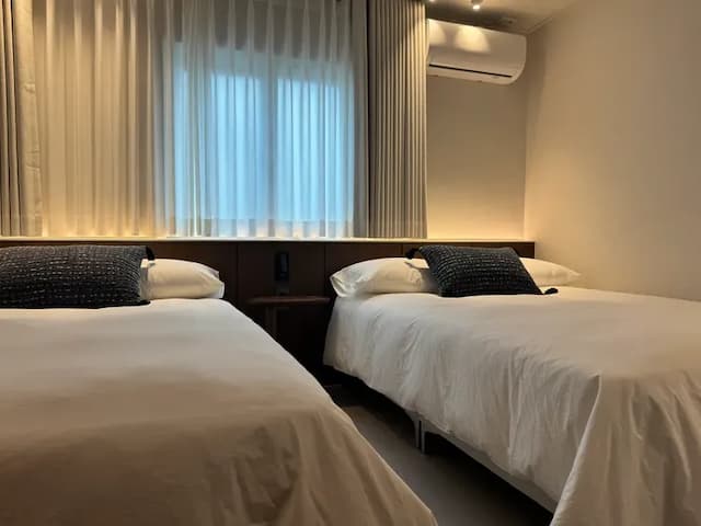 Minsu new home-Oasis Yeonnam #41 (5 minutes on foot from Arex and Hongik University Station)-2