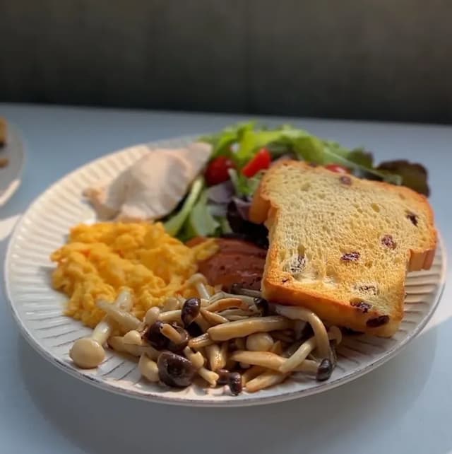 森山谷｜獨家85折起！低密度懶人露營、一泊三食-【懶人露營】星空帳篷｜四人房｜森林景-12