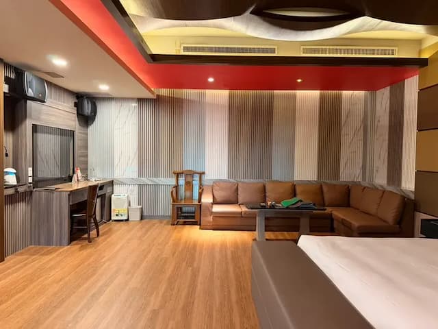 薇風精品汽車旅館 l 免費早餐-豪華雙人房 - 附設KTV-11