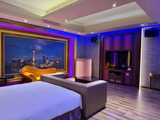 薇風精品汽車旅館 l 免費早餐-高級雙人房 - 附設KTV-2