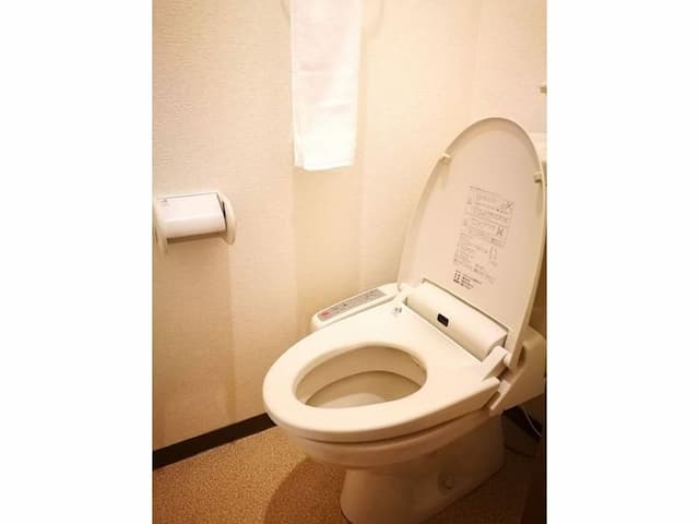 Susukino Station is only 400m (4 minutes walk from subway station)-Room 502-10