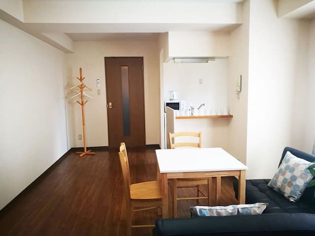 Susukino Station is only 400m (4 minutes walk from subway station)-Room 502-7