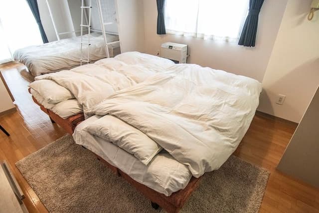 Susukino Station is only 400m (4 minutes walk from subway station)-Room 301-3