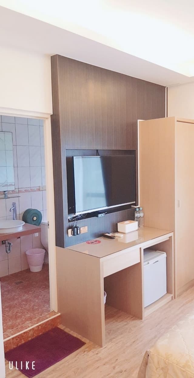 墾丁津津音樂客棧 | 室內公共空間自行車停放-202陽台2人房-5