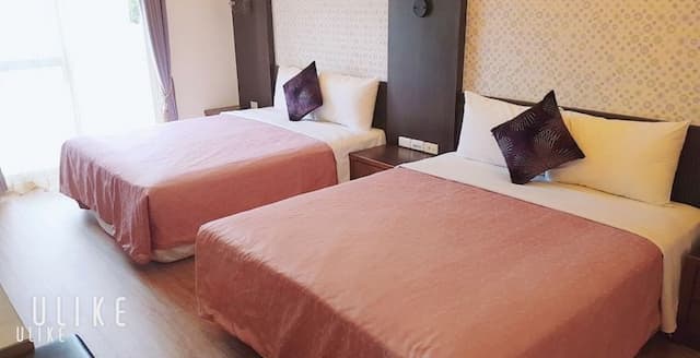 墾丁津津音樂客棧 | 室內公共空間自行車停放-203陽台4人房-4