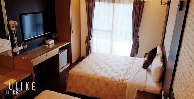 墾丁津津音樂客棧 | 室內公共空間自行車停放-303陽台4人房-12