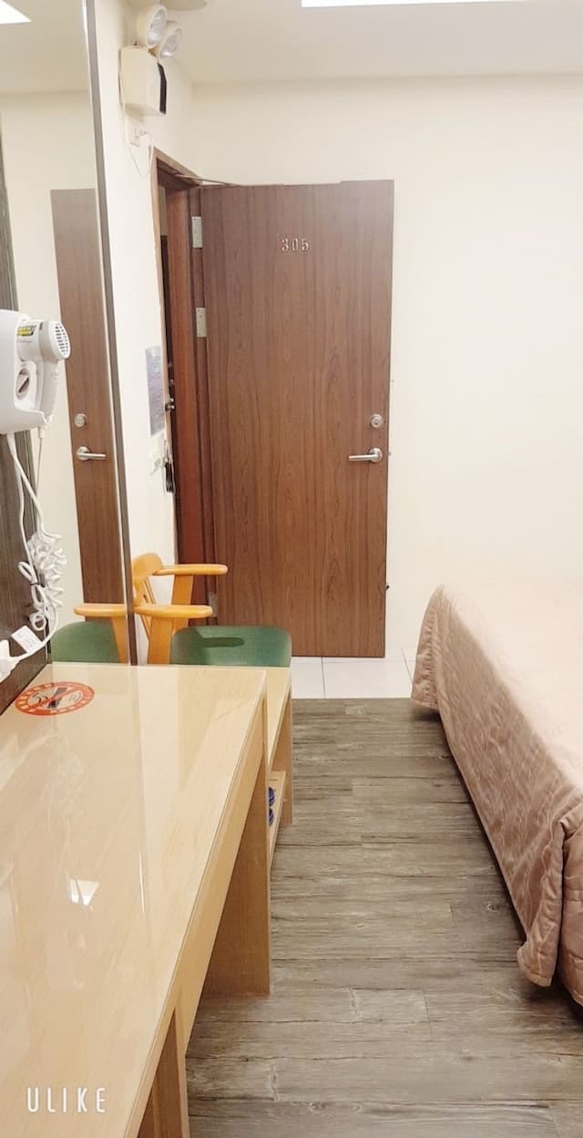 墾丁津津音樂客棧 | 室內公共空間自行車停放-305標準4人房-12