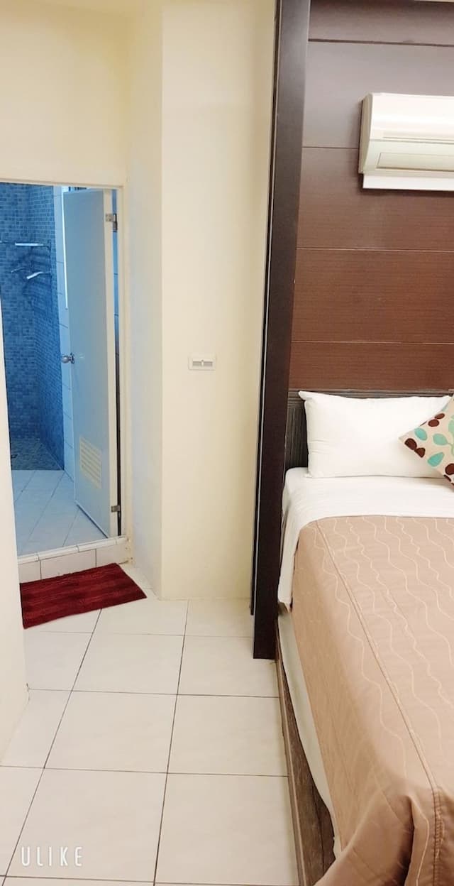 墾丁津津音樂客棧 | 室內公共空間自行車停放-305標準4人房-5