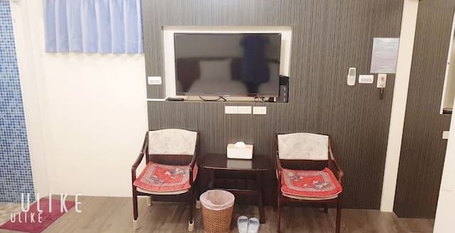 墾丁津津音樂客棧 | 室內公共空間自行車停放-307家庭6人房-8