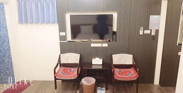 墾丁津津音樂客棧 | 室內公共空間自行車停放-307家庭6人房-10