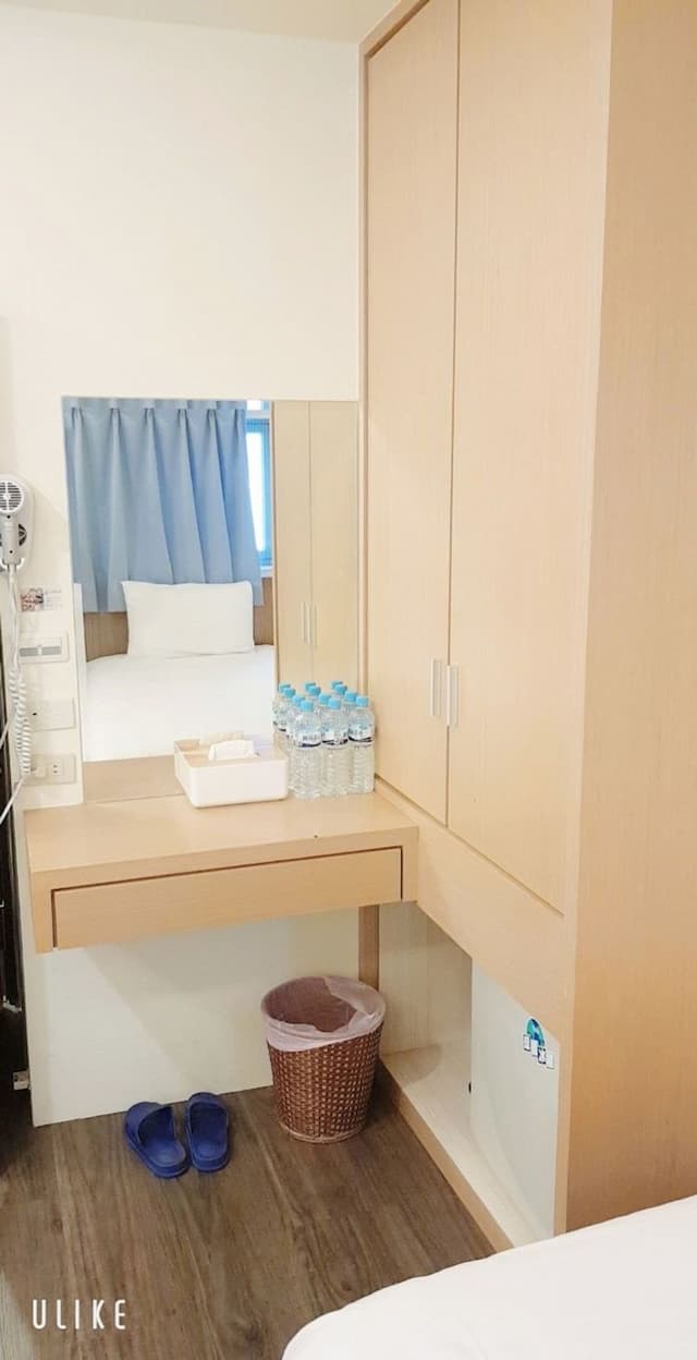 墾丁津津音樂客棧 | 室內公共空間自行車停放-307家庭6人房-4