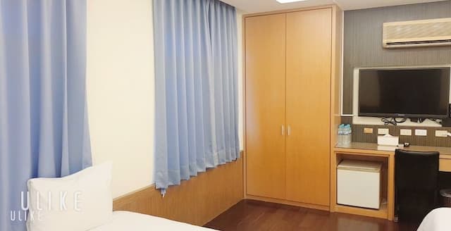 墾丁津津音樂客棧 | 室內公共空間自行車停放-310家庭8人房-14