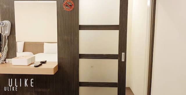 墾丁津津音樂客棧 | 室內公共空間自行車停放-310家庭8人房-4