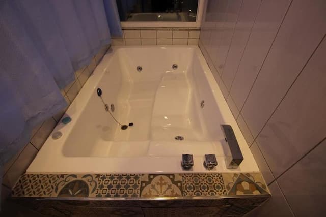 浪晴民宿｜可12人墾丁包棟 | 寵物友善 | 預約機場接送-海景豪華雙人房－附陽台-4