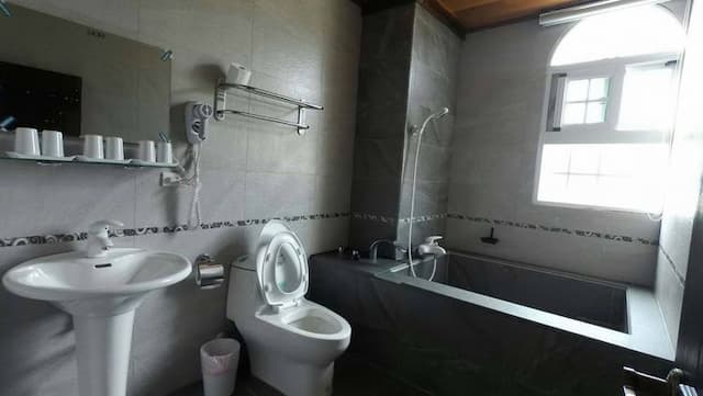 埔里布雷斯特渡假莊園-夏慕尼四人房-5