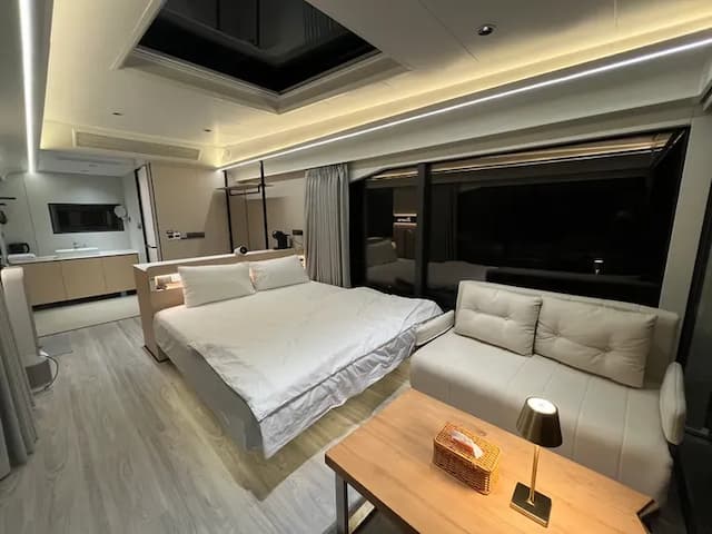 虹夕尖石免搭帳露營區｜獨家8折起！寵物友善、高海拔、鄰近青蛙石天空步道-"虹夕伴山" 太空艙 A1-1