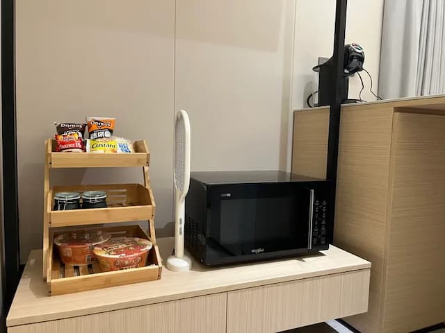 虹夕尖石免搭帳露營區｜獨家8折起！寵物友善、高海拔、鄰近青蛙石天空步道-"虹夕伴山" 太空艙 A1-3