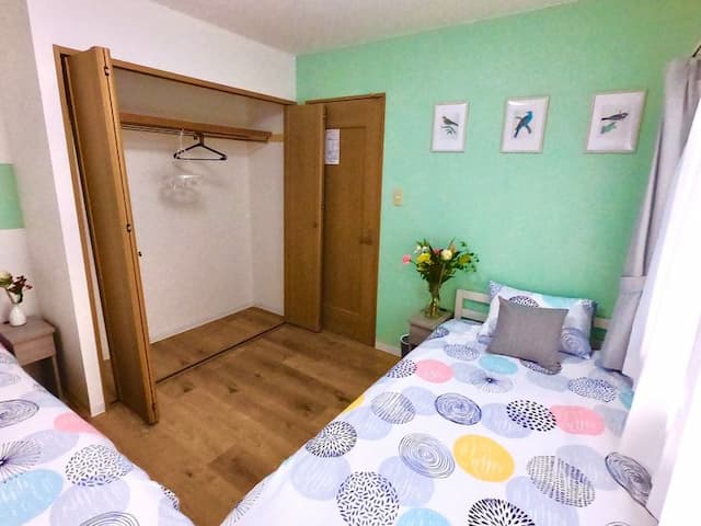 Susukino Station is only 400m (4 minutes walk from subway station)-R101/FreeCarpark/Susukino/TVTower/12pax-3