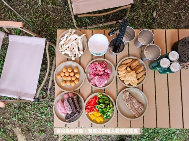南庄春友彩虹民宿【一泊三食】南庄老街旁 ｜輕露營草皮客廳帳｜ 烤肉套餐｜鬆餅體驗｜早餐｜森林戲水池-楓香四人房｜景觀戲水池、趣味釣魚池、適合親子出遊-6