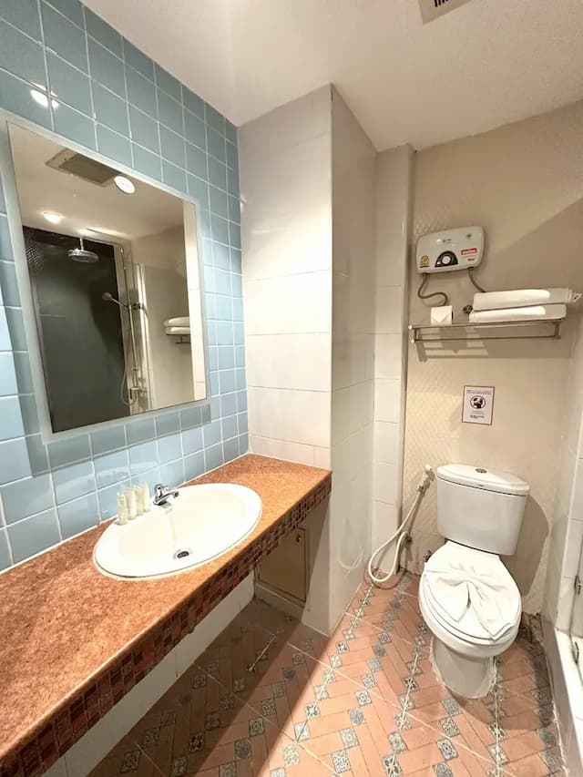 Studio F Sukhumvit-BUDGET DOUBLE ROOM-6